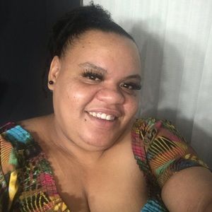 Meet your Posher, Tavia